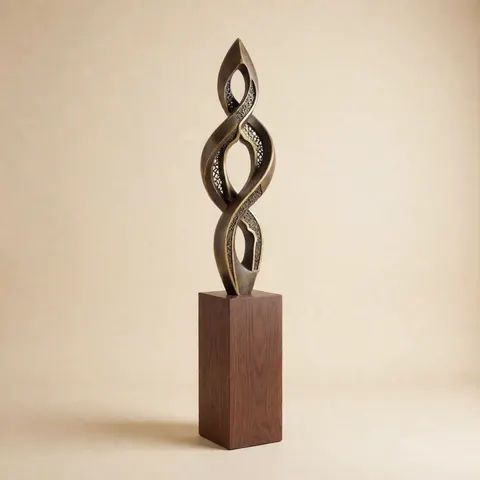 مجسم نحتي عربي معاصر — بني جوزي